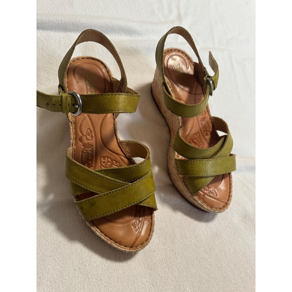 Born Olive Green Leather Woven Platform Wedge Sandals Womens 6 B81429